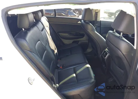 2018 Kia Sportage Ex z USA, uszkodzony, nr VIN KNDPN3AC2J7408339